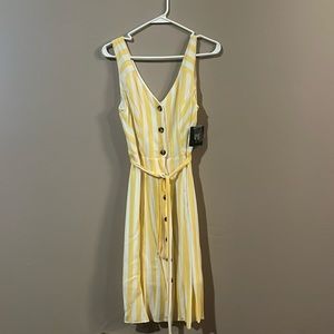 New with tags and extra button, LN San Francisco, yellow and white stripped